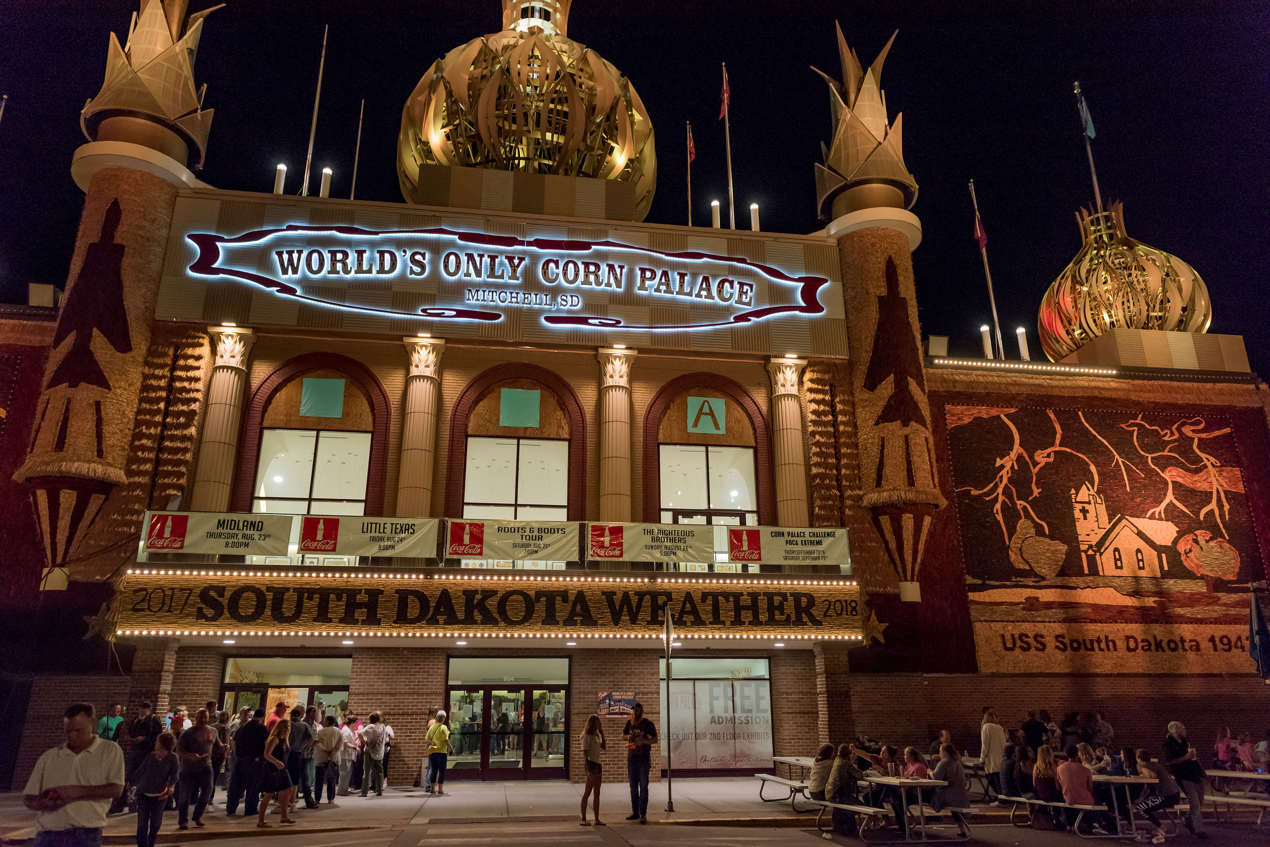 Visit The World's Only Corn Palace | Travel South Dakota